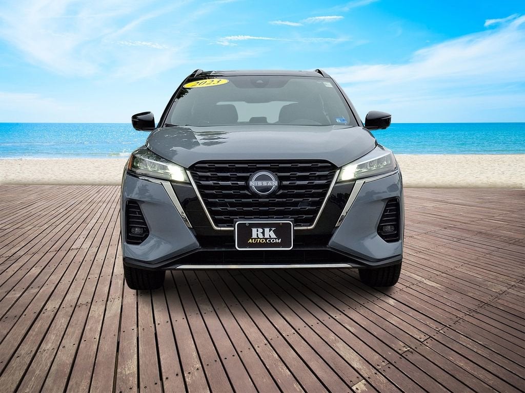 2023 Nissan Kicks SR Xtronic CVT