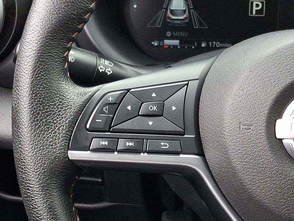 2023 Nissan Kicks SR Xtronic CVT
