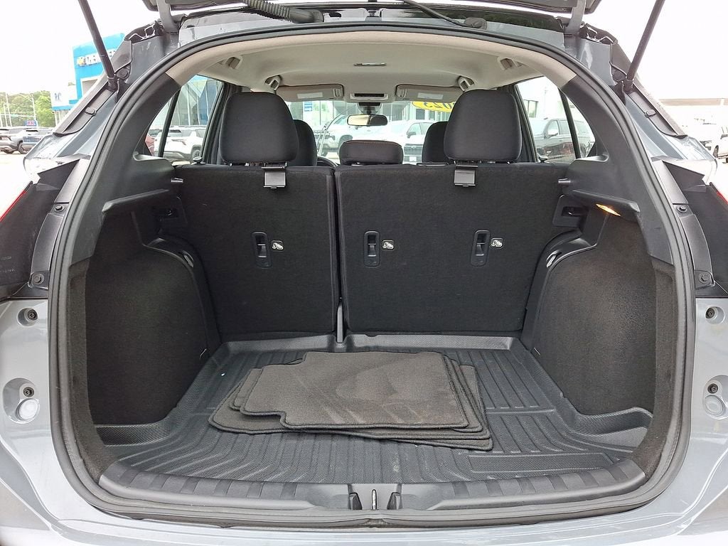 2023 Nissan Kicks SR Xtronic CVT