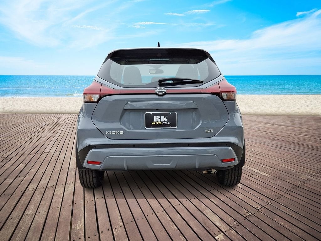2023 Nissan Kicks SR Xtronic CVT