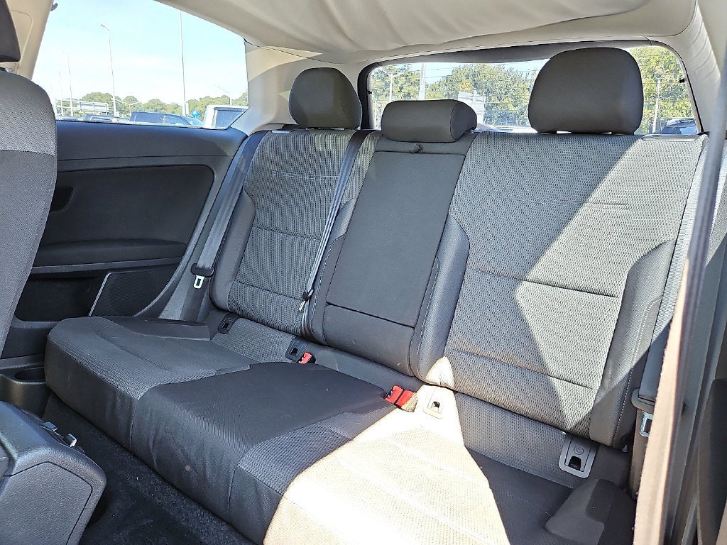 2015 Volkswagen Golf Launch Edition 2-Door