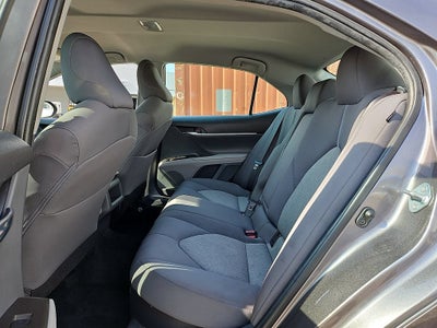 2022 Toyota Camry Hybrid LE