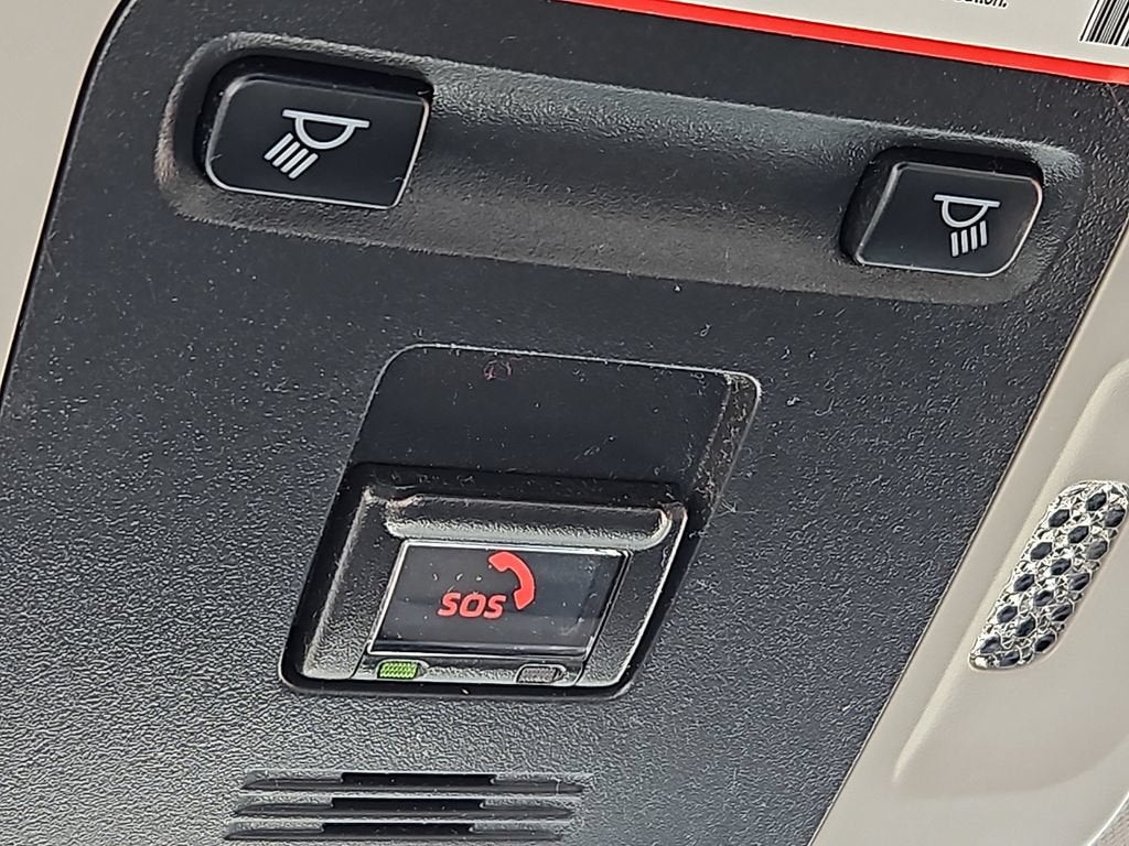 2022 Toyota Camry LE - Photo 26
