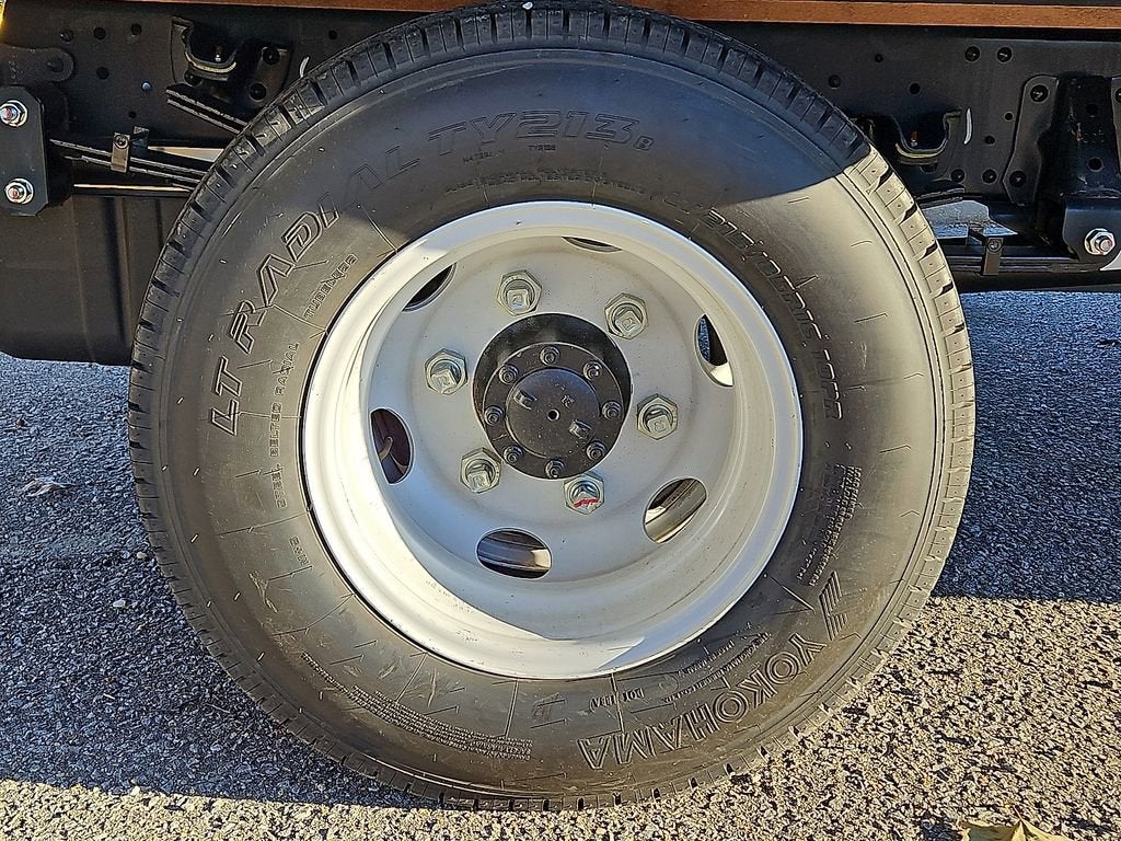 2025 Chevrolet Low Cab Forward 3500 NA