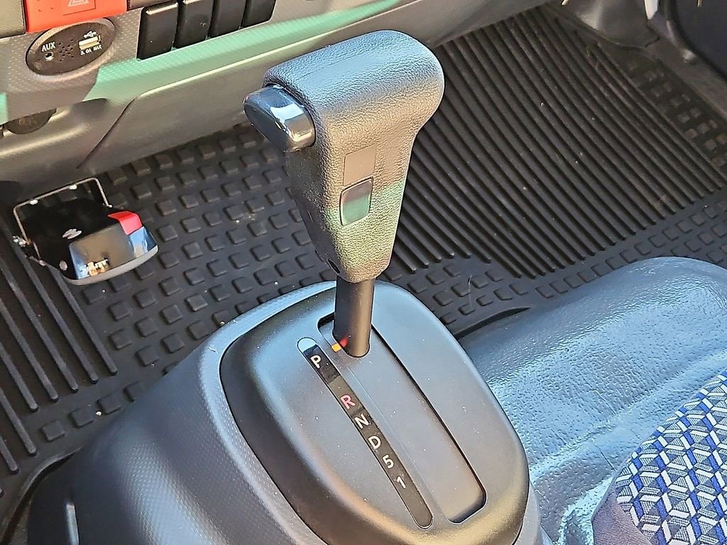 2025 Chevrolet Low Cab Forward 3500 NA