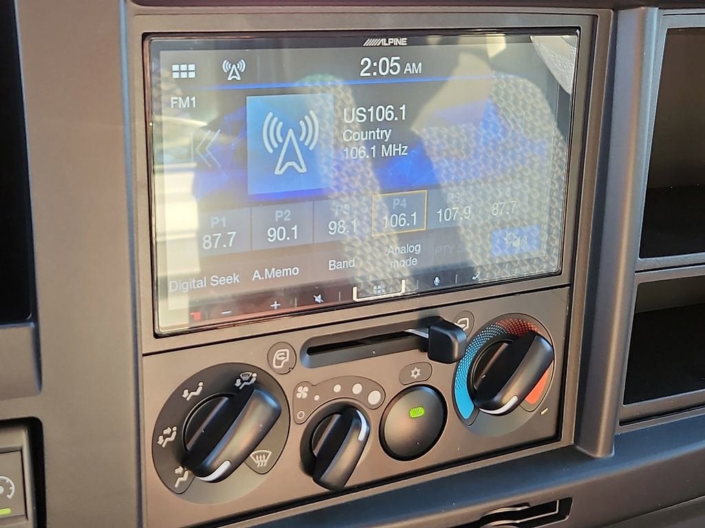 2025 Chevrolet Low Cab Forward 3500 NA