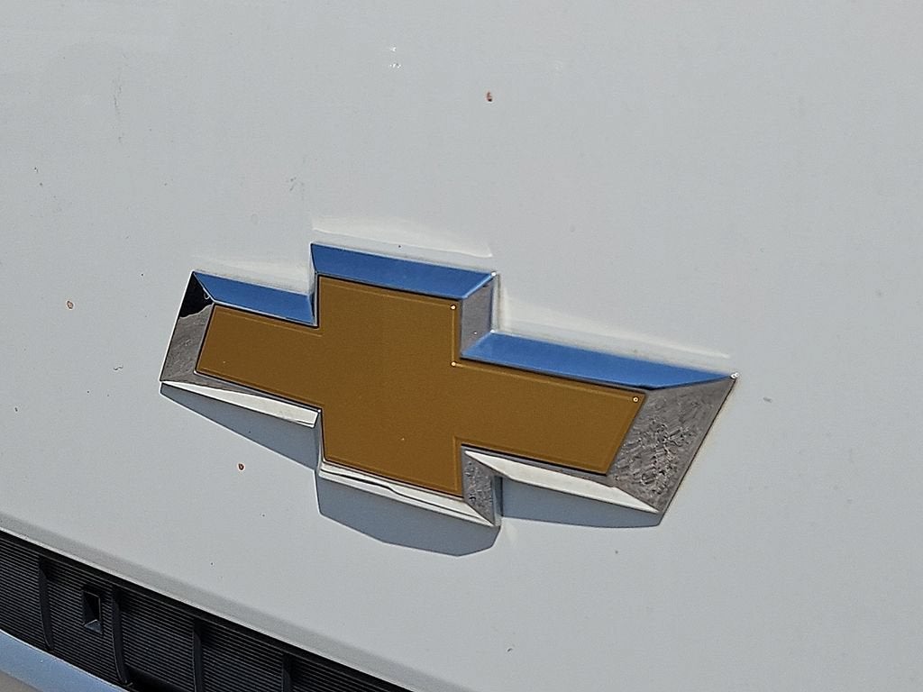 2024 Chevrolet Low Cab Forward 4500 HG NA