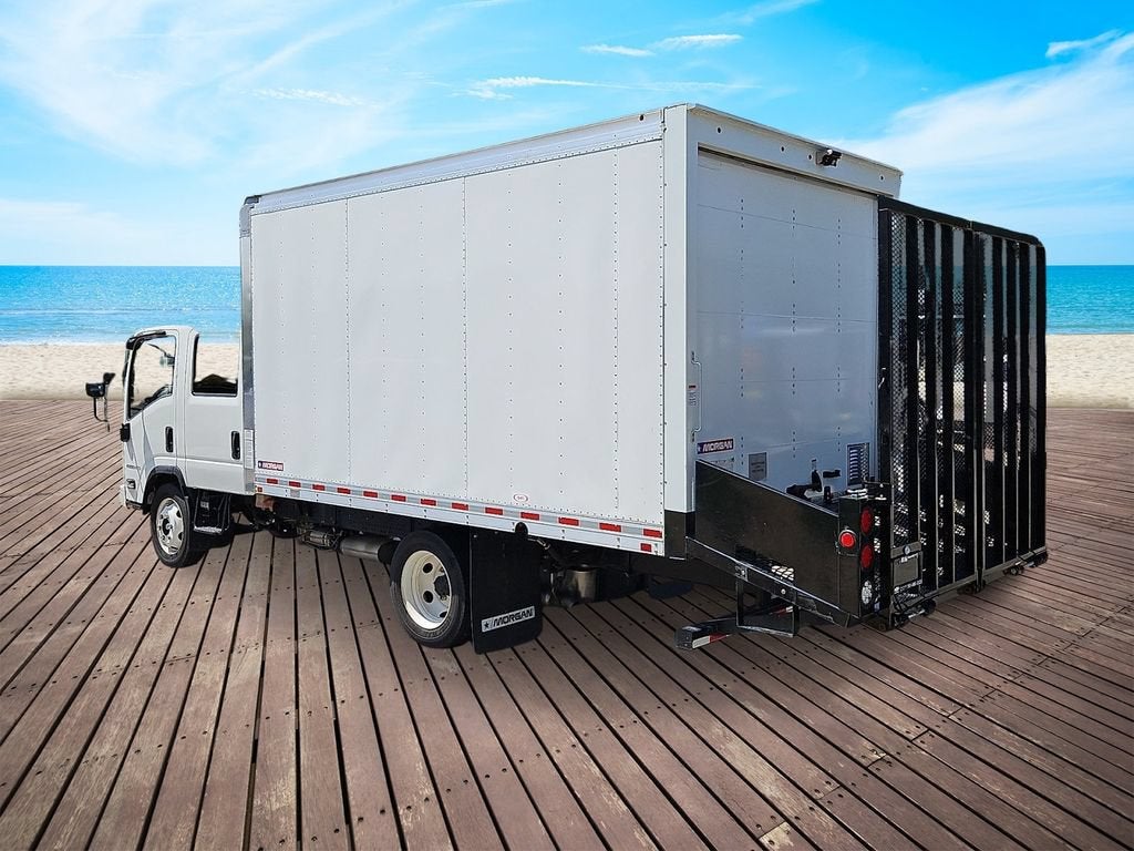 2024 Chevrolet Low Cab Forward 4500 HG NA