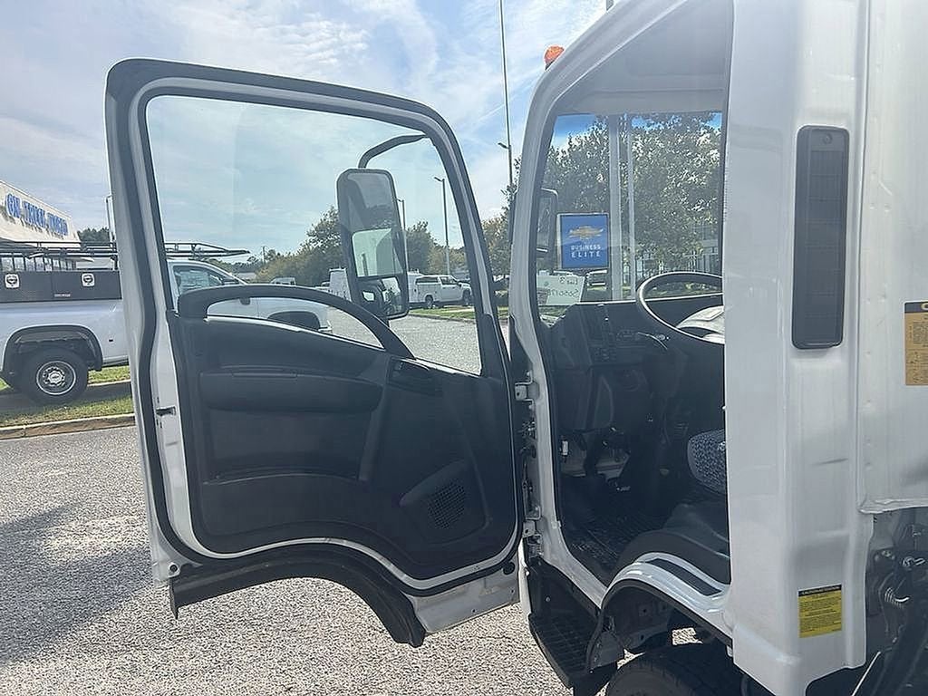 2025 Chevrolet Low Cab Forward 4500 NA