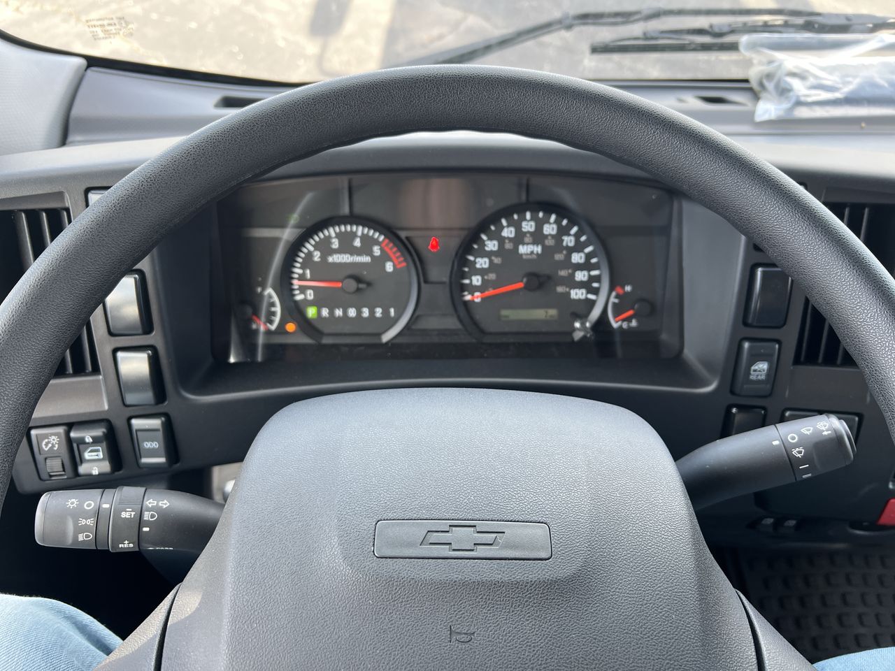 2025 Chevrolet Low Cab Forward 5500 HG NA