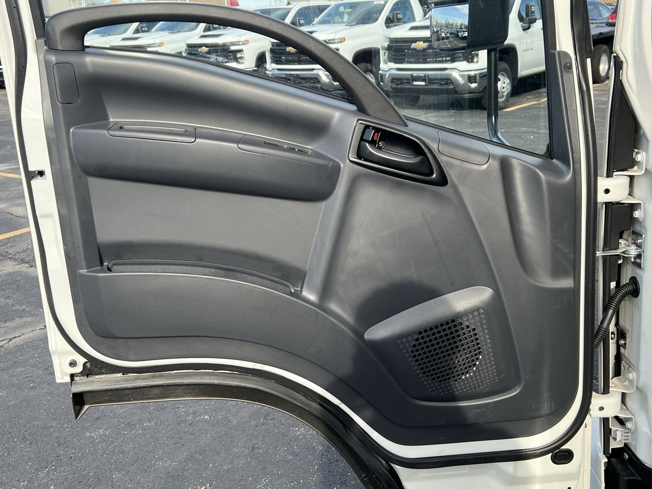 2025 Chevrolet Low Cab Forward 5500 HG NA