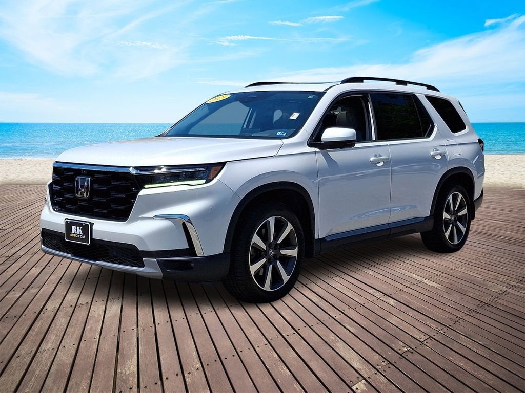 2023 Honda Pilot AWD Elite