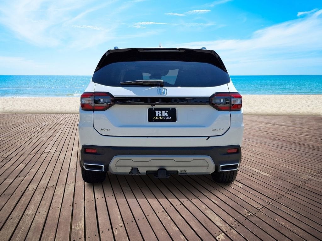 2023 Honda Pilot AWD Elite