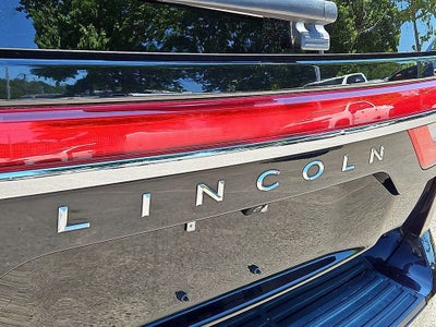 2017 Lincoln Navigator Select