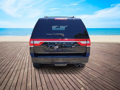 2017 Lincoln Navigator Select