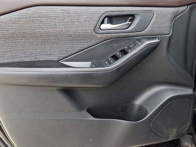 2021 Nissan Rogue SV FWD