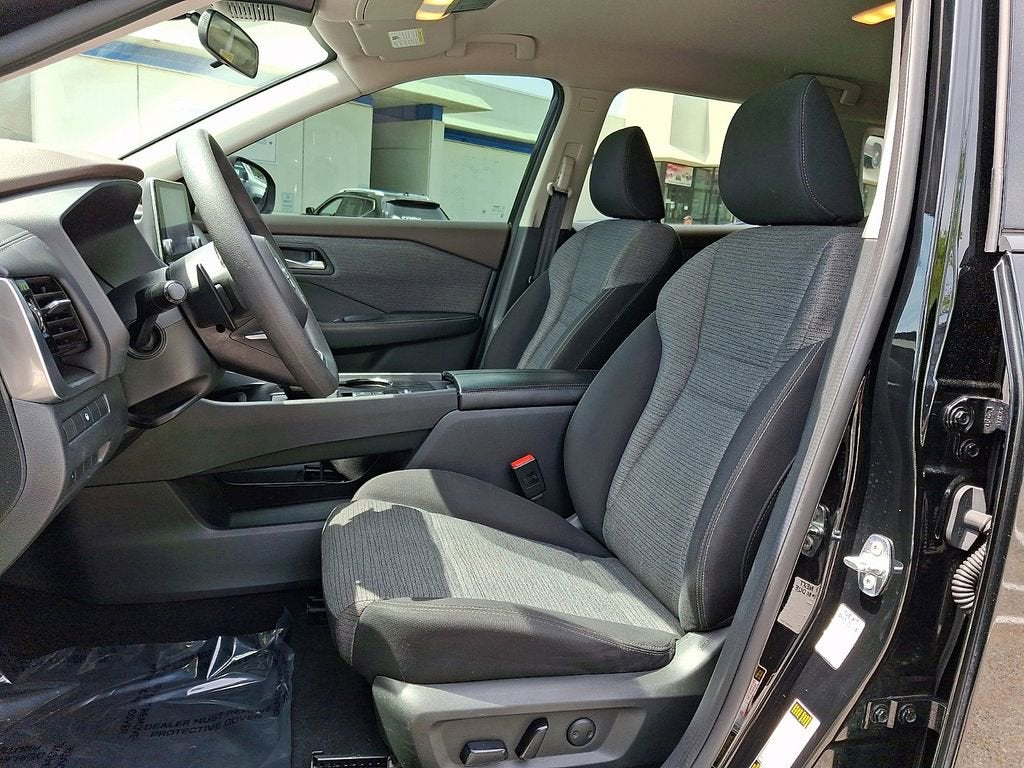 2021 Nissan Rogue SV FWD