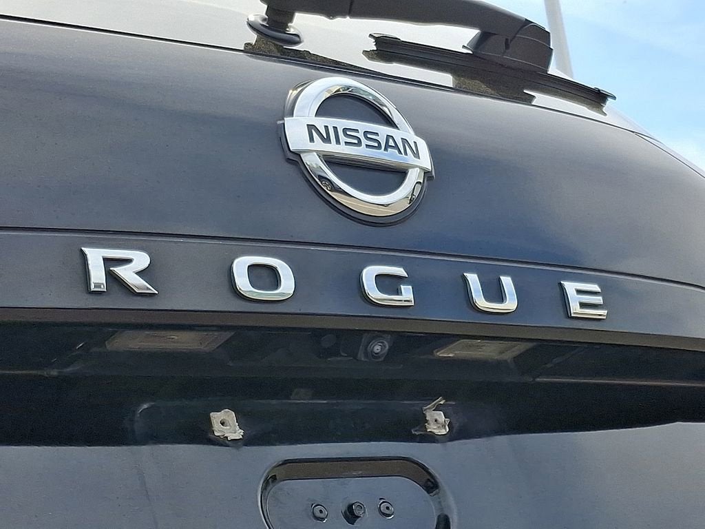 2021 Nissan Rogue SV FWD