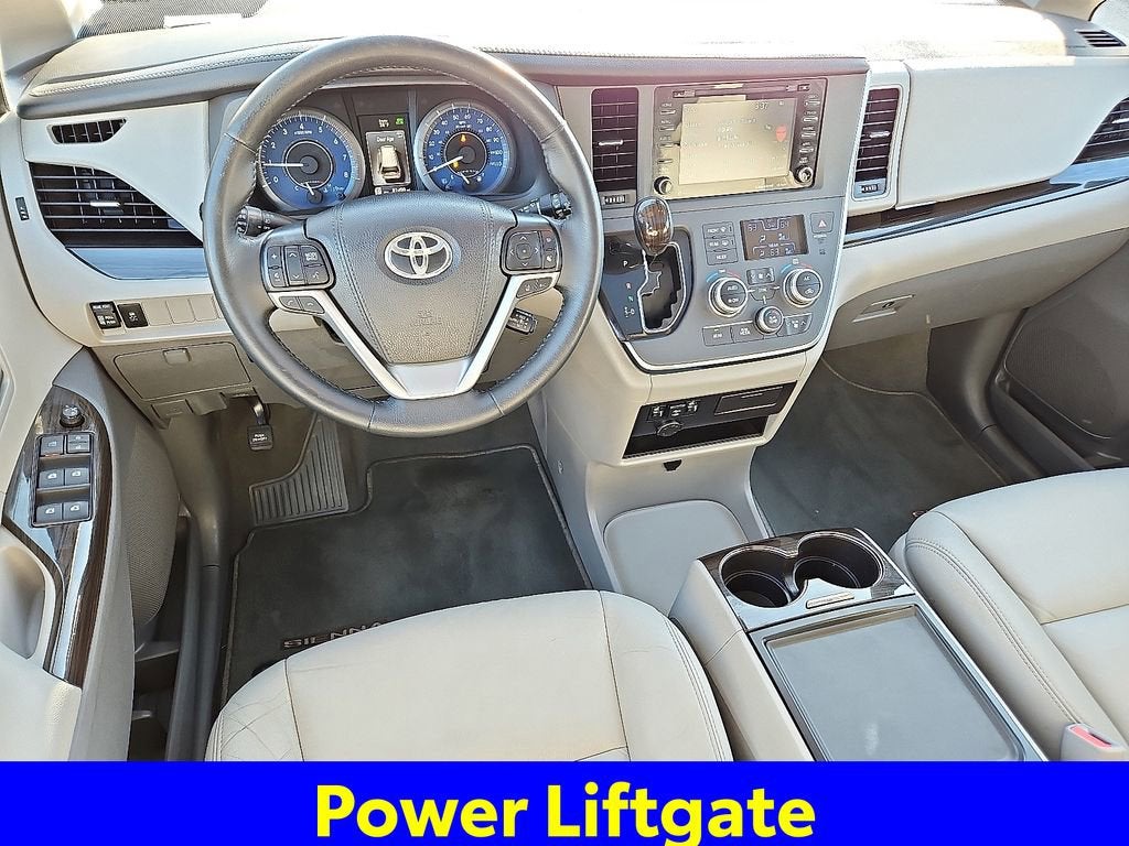 2019 Toyota Sienna XLE 7 Passenger