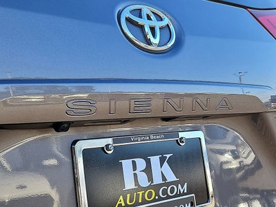 2019 Toyota Sienna XLE 7 Passenger