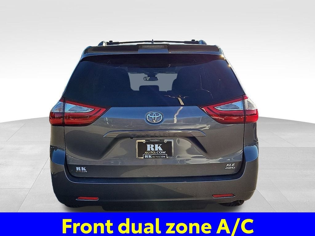 2019 Toyota Sienna XLE 7 Passenger