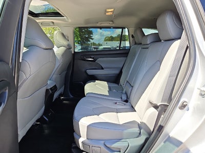 2023 Toyota Highlander Hybrid XLE