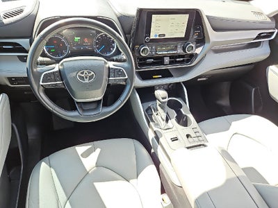 2023 Toyota Highlander Hybrid XLE