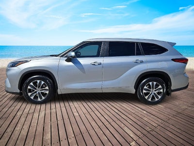 2023 Toyota Highlander Hybrid XLE