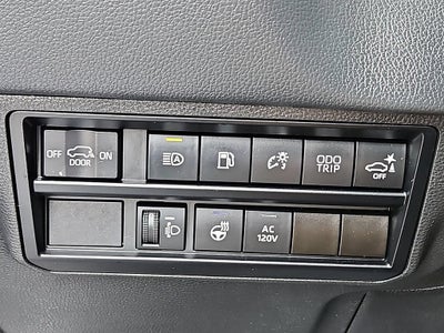 2023 Toyota Sequoia SR5