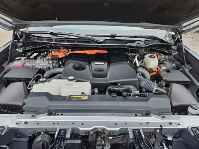 2023 Toyota Sequoia SR5
