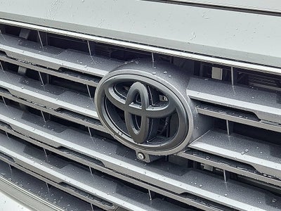 2023 Toyota Sequoia SR5