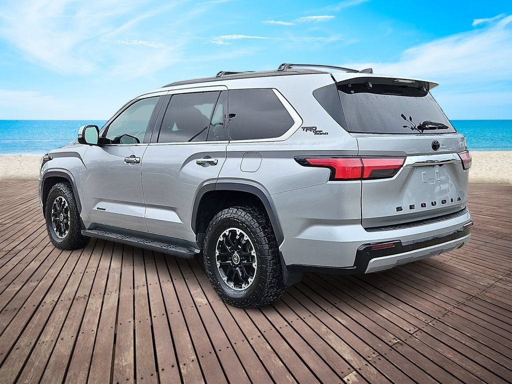 2023 Toyota Sequoia SR5