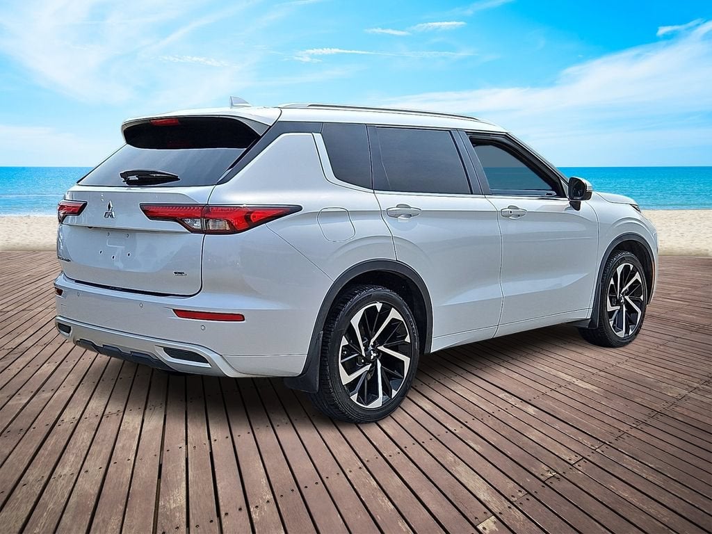 2022 Mitsubishi Outlander SEL