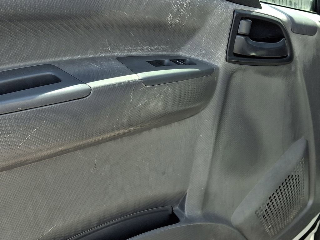 2017 Chevrolet Low Cab Forward 4500 HD NA