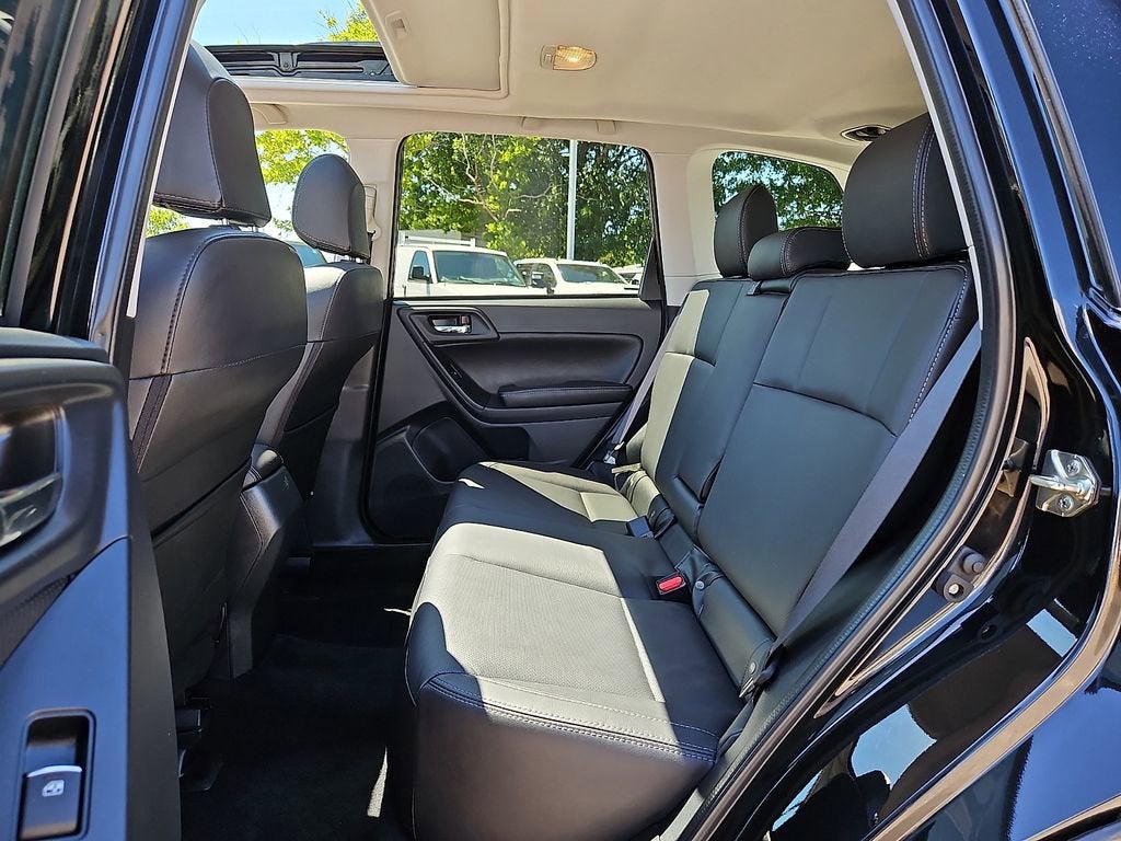 2017 Subaru Forester Limited - Photo 10