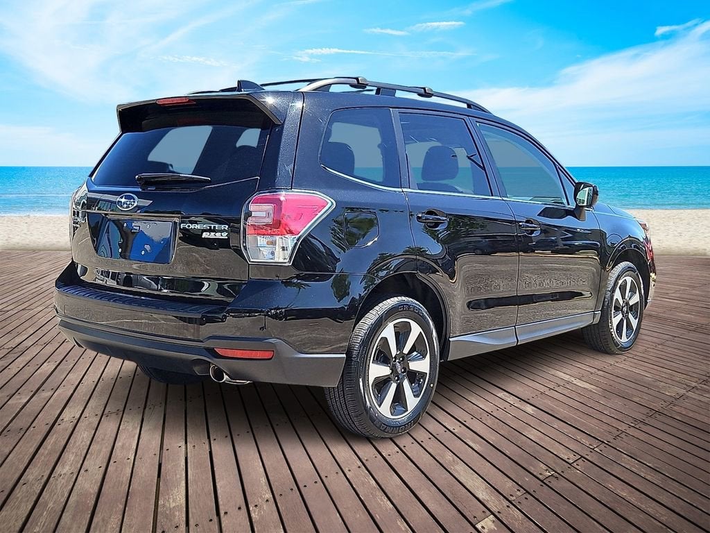 2017 Subaru Forester Limited - Photo 6