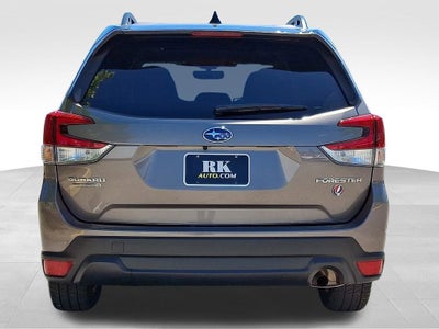 2024 Subaru Forester Premium