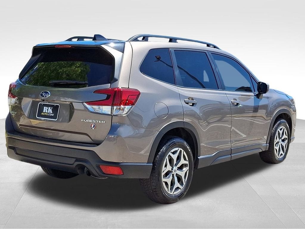 2024 Subaru Forester Premium