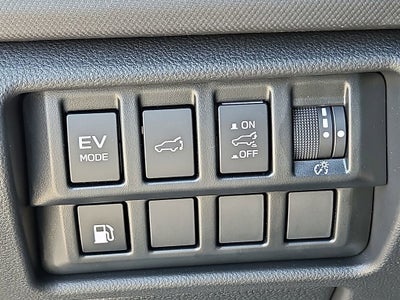 2025 Subaru Forester Limited Hybrid
