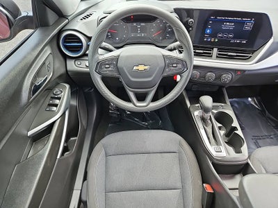 2025 Chevrolet Trax LS