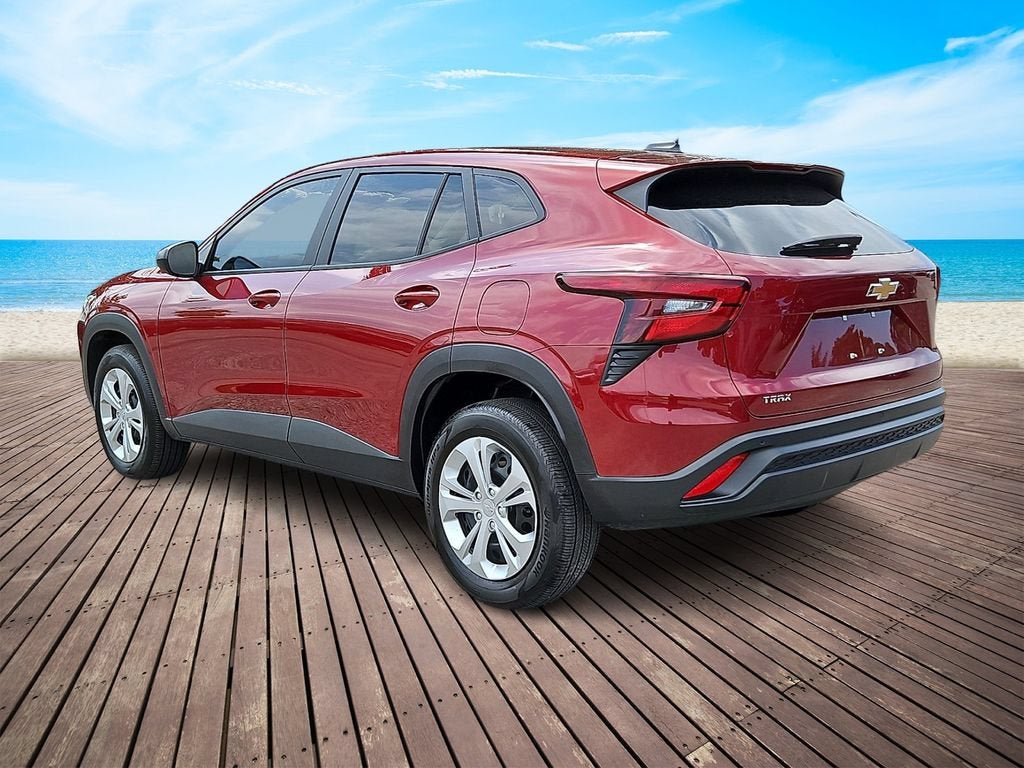 2025 Chevrolet Trax LS