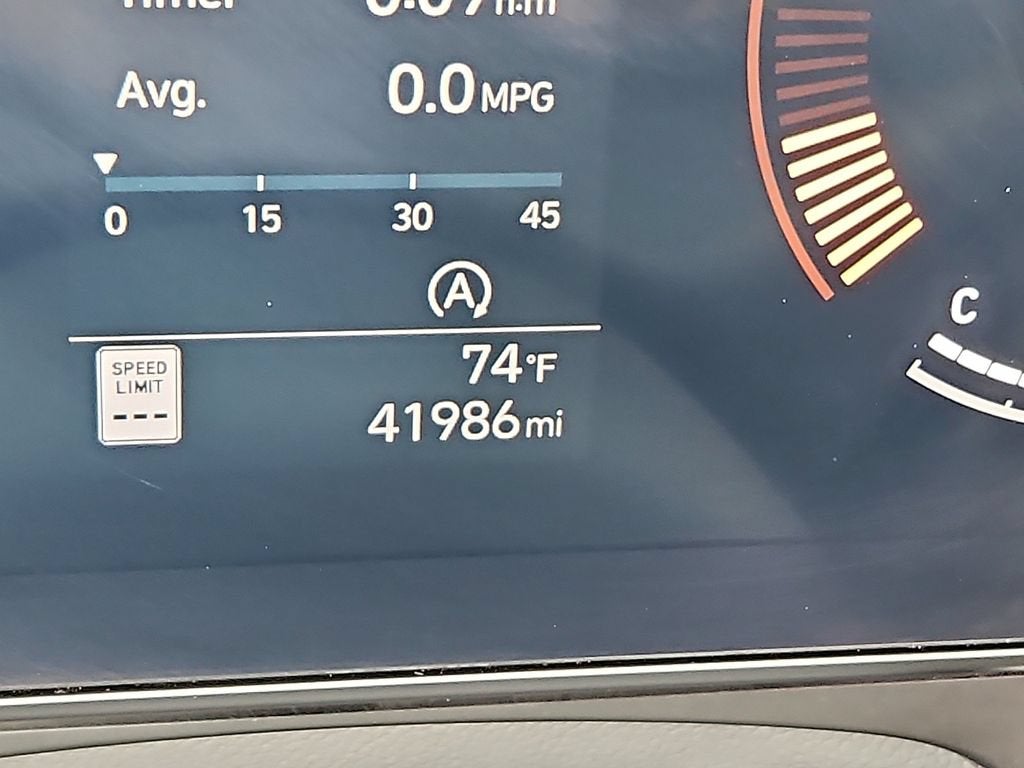 2024 Hyundai Kona SE