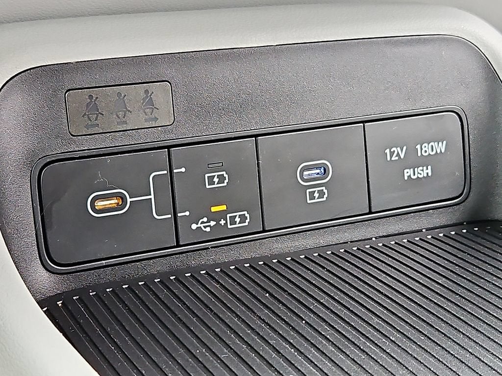 2024 Hyundai Kona SE