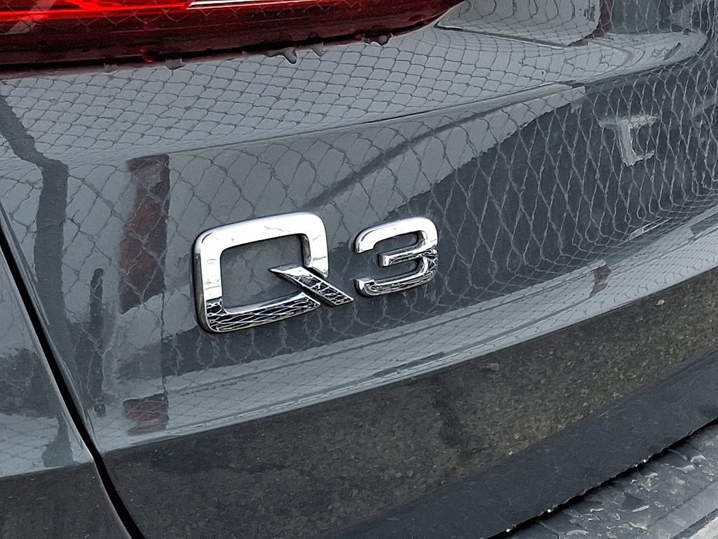 2020 Audi Q3 Premium 45 TFSI quattro Tiptronic