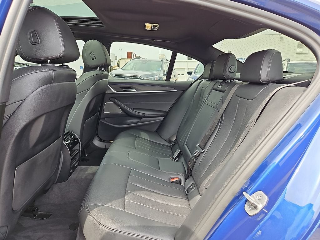 2023 BMW 5 Series 530i