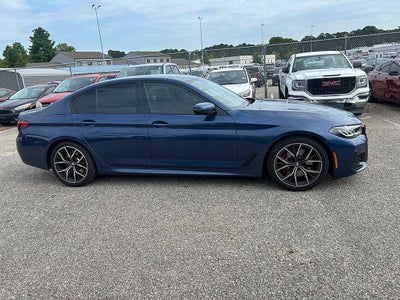 2023 BMW 5 Series 530i
