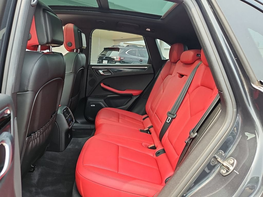 2019 Porsche Macan S