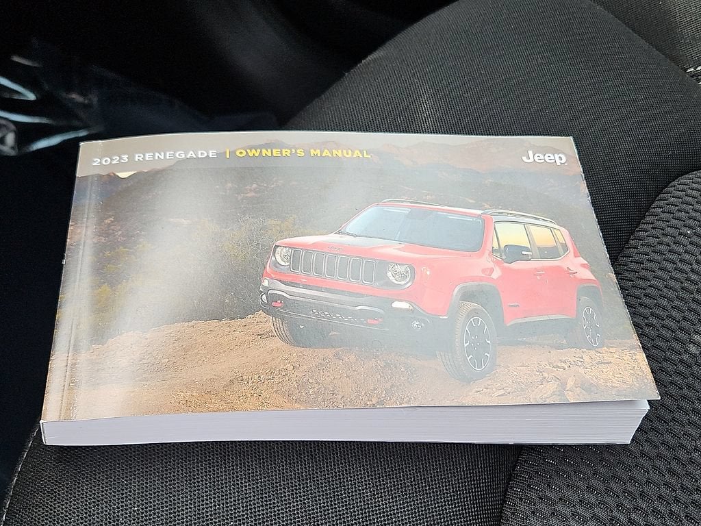 2023 Jeep Renegade Altitude 4x4