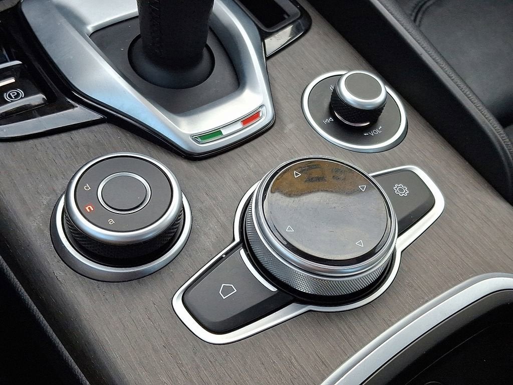 2023 Alfa Romeo Giulia Ti AWD