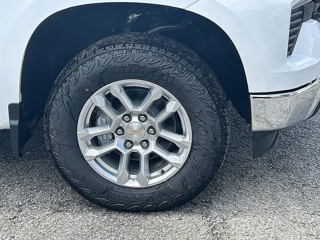 Chevrolet Silverado 2